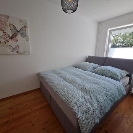 Wohnung Fleethoern - Zentral, Ruhig, Mit Parkplatz Und Balkon Киль Экстерьер фото